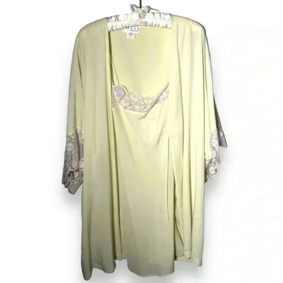 NWT Vintage Josie Natori Slip and Robe Intimates S - Picture 2 of 10
